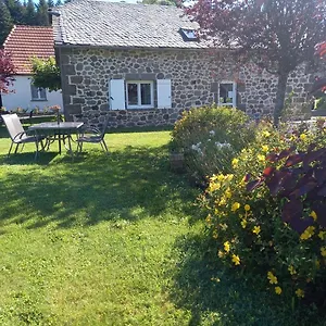  Couette-café Ferme De Lamourio France